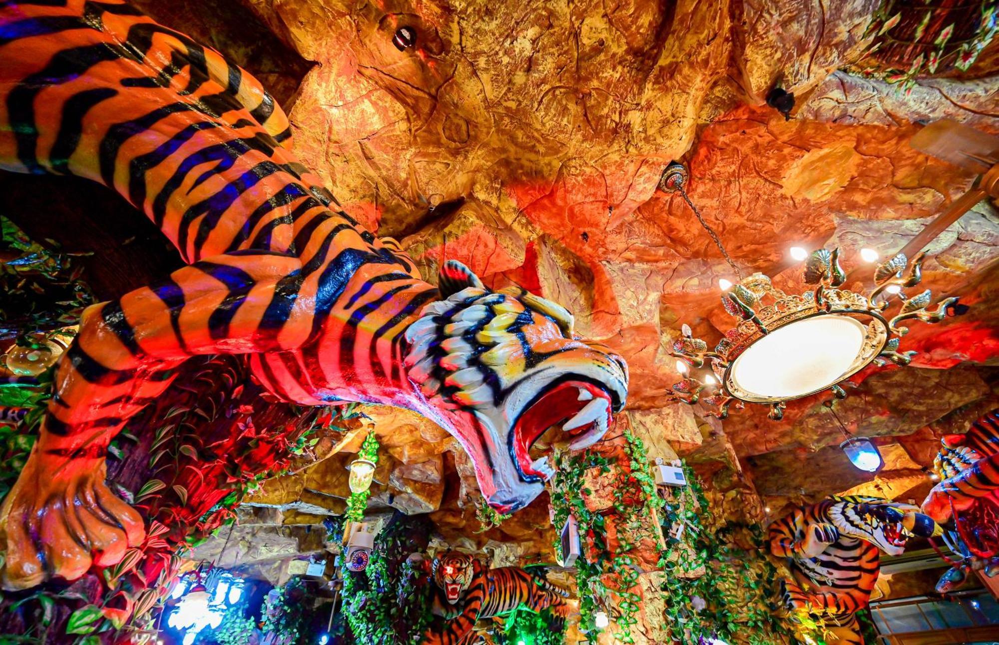Tiger Complex Hotel Patong Eksteriør bilde