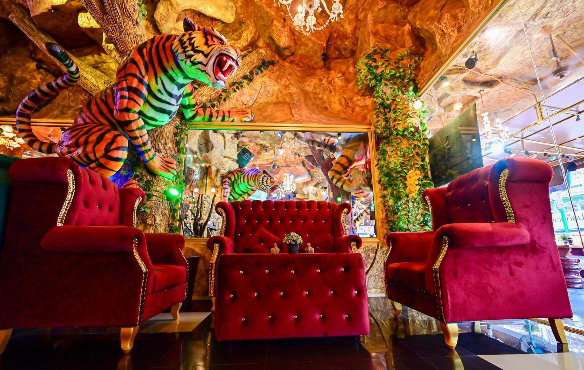 Tiger Complex Hotel Patong Eksteriør bilde
