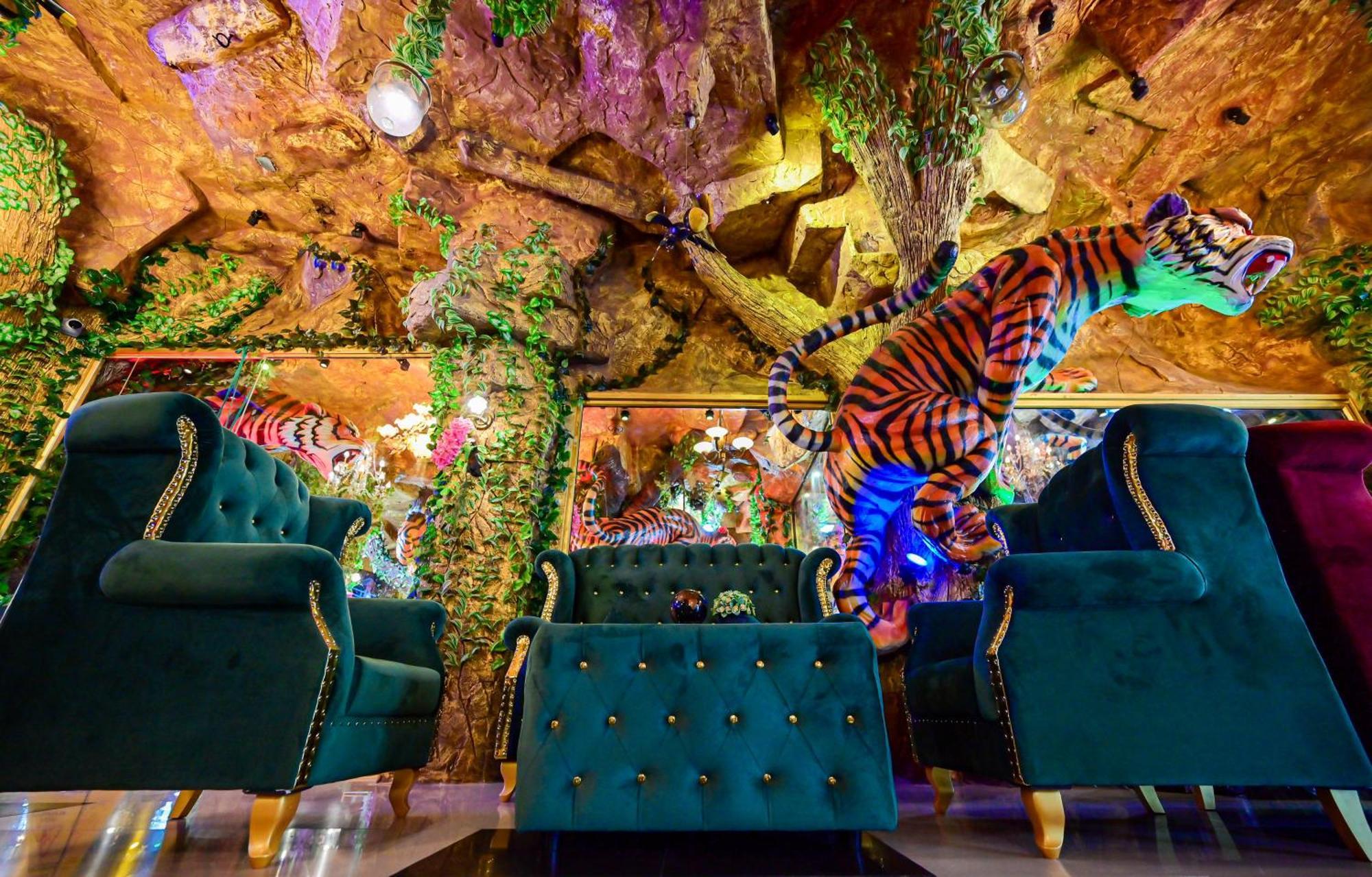 Tiger Complex Hotel Patong Eksteriør bilde