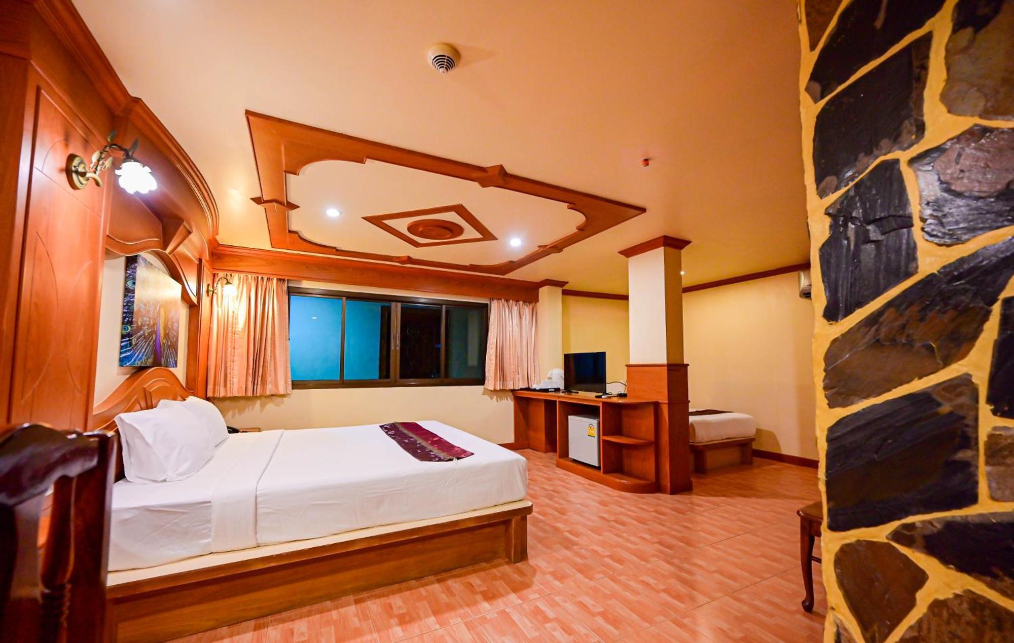 Tiger Complex Hotel Patong Eksteriør bilde