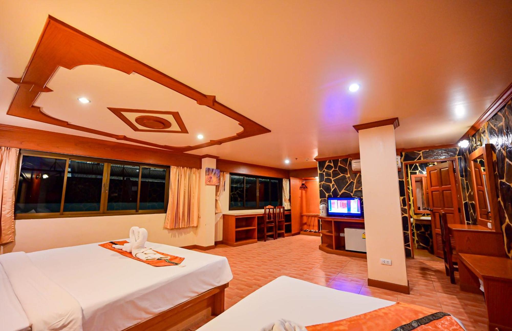 Tiger Complex Hotel Patong Eksteriør bilde